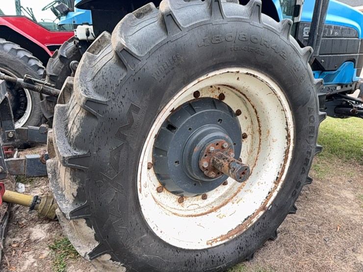 new-holland-8770-image-41