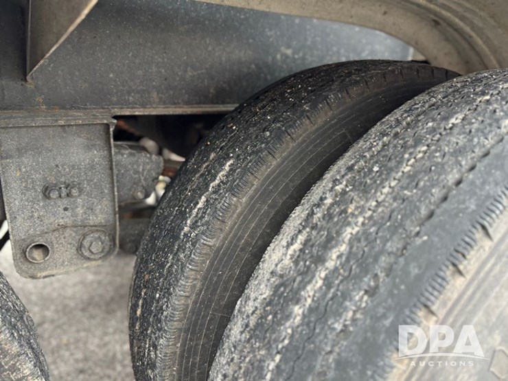 1982-trailmobile-trailer-image-41