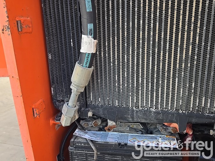 2016-sky-trak-8042-image-92