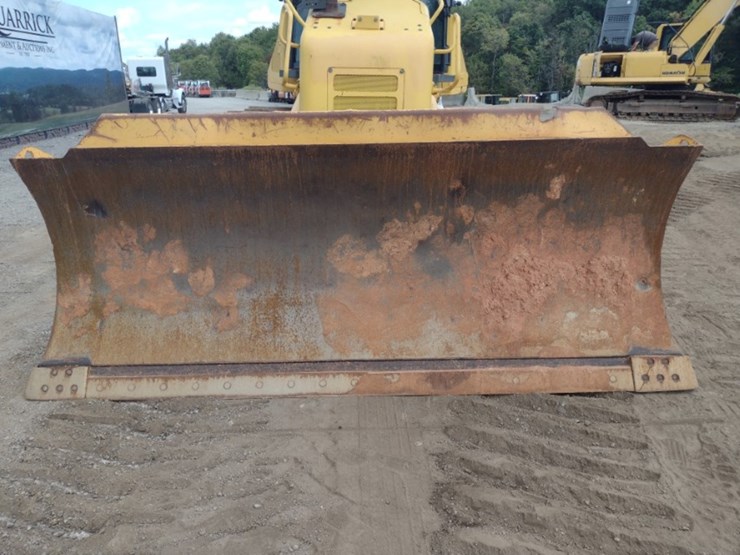 komatsu-d61ex-23-image-19