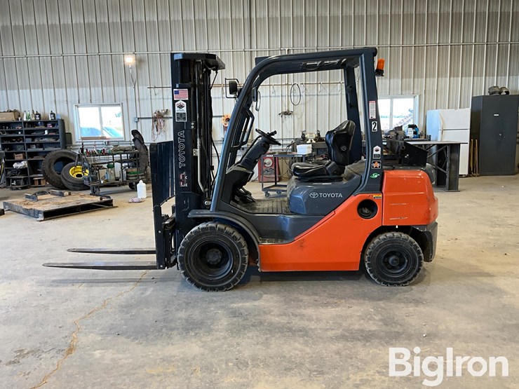 toyota-sfdu25-forklift-image-8