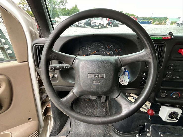 2005-gmc-c8-cable-placer-truck-image-86