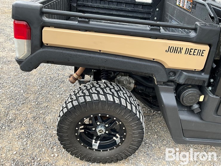 2023-john-deere-gator-image-20