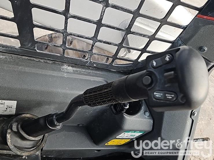 2021-bobcat-s76-image-21