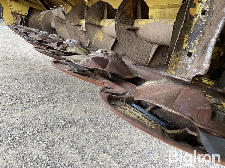 2013-new-holland-h8080-image-18