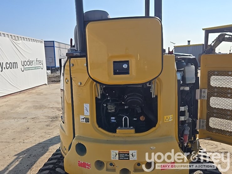 2019-deere-35g-image-46