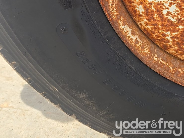 2015-international-4300-sba-image-24