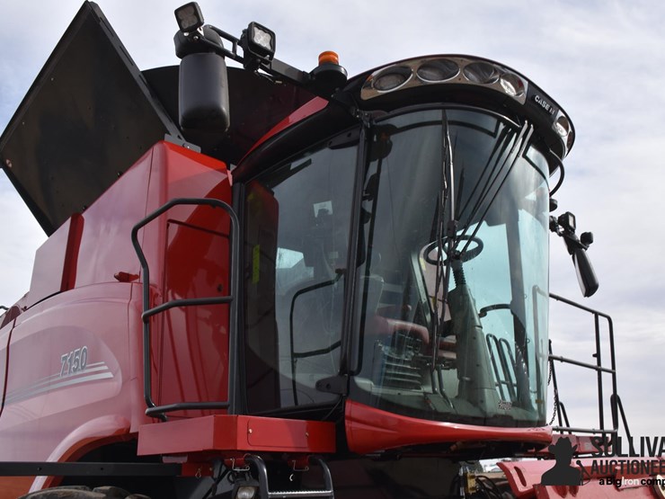 2023-case-ih-7150-image-11