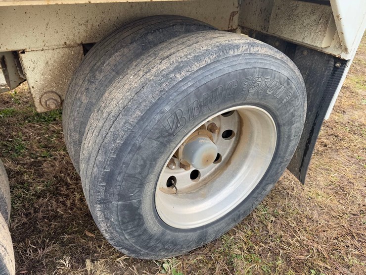 1996-agri-trader-32’-steel-hopper-bottom-trailer-image-17