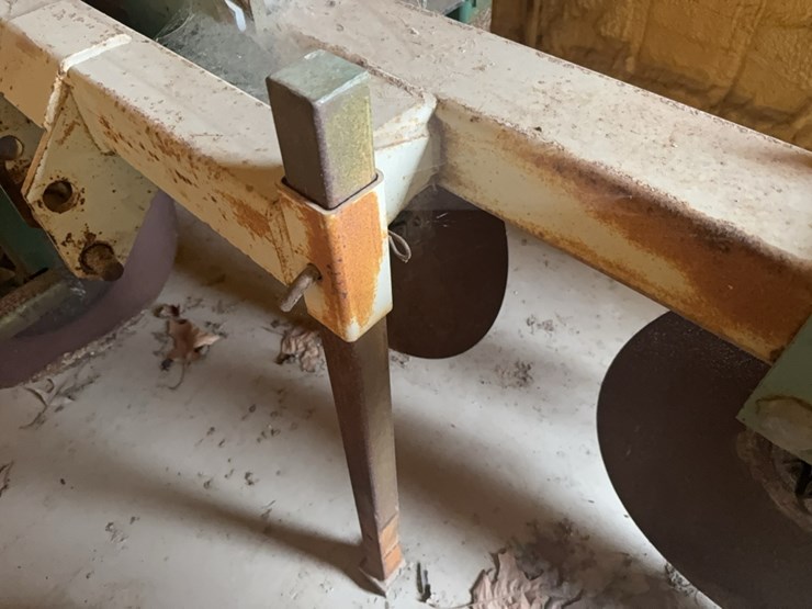 strickland-4-row-sweet-potato-inverting-plow-image-11