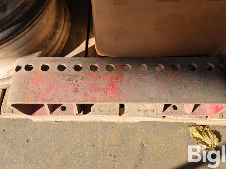 international-tractor-parts-image-9