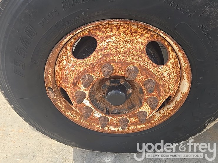 2015-international-4300-sba-image-22