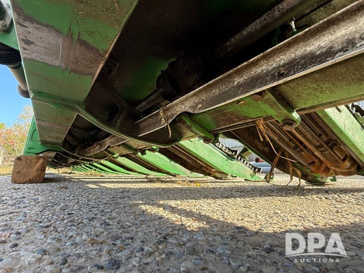 2014-john-deere-616c-image-32