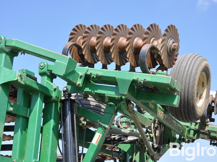 great-plains-4000tm-image-18