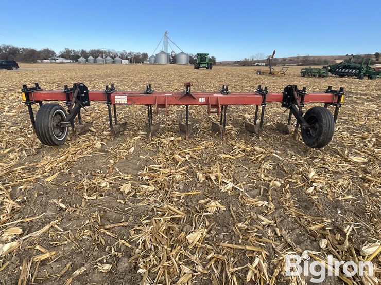 8r30-cultivator/hiller-image-2