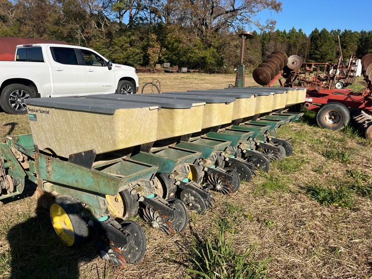 john-deere-7100-image-3