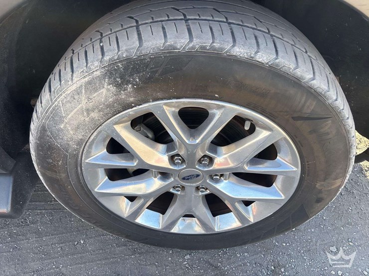 2016-ford-expedition-image-25