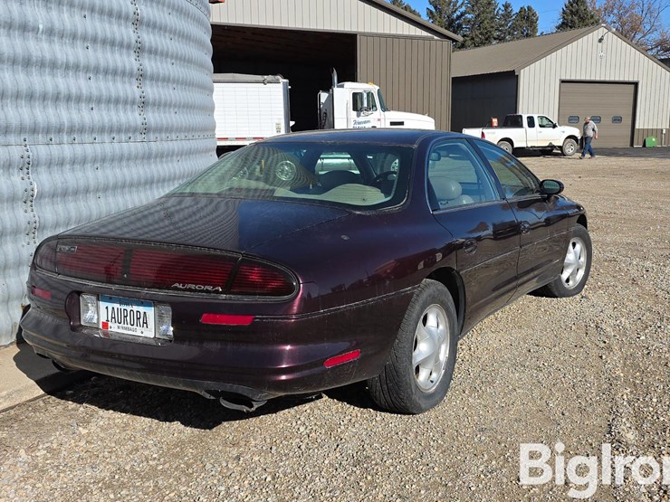 1995-oldsmobile-aurora-4-door-sedan-image-5