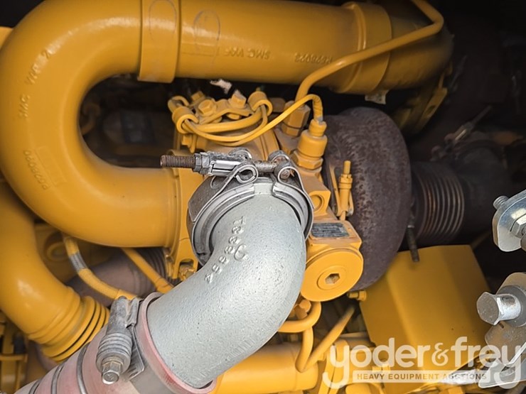 2019-deere-850l-wlt-image-55