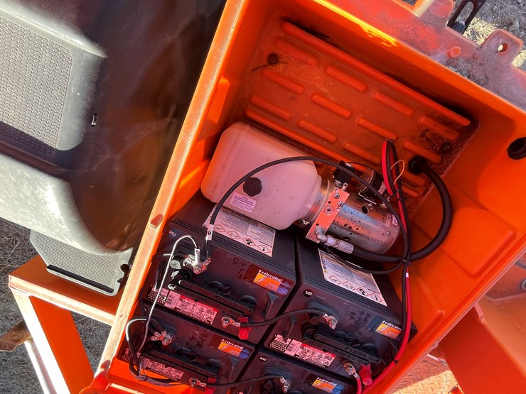 #6307-•-2018-vermac-message-board-(trailer-#37159)-(no-title)-image-12