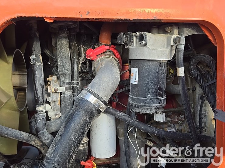 2016-sky-trak-8042-image-95