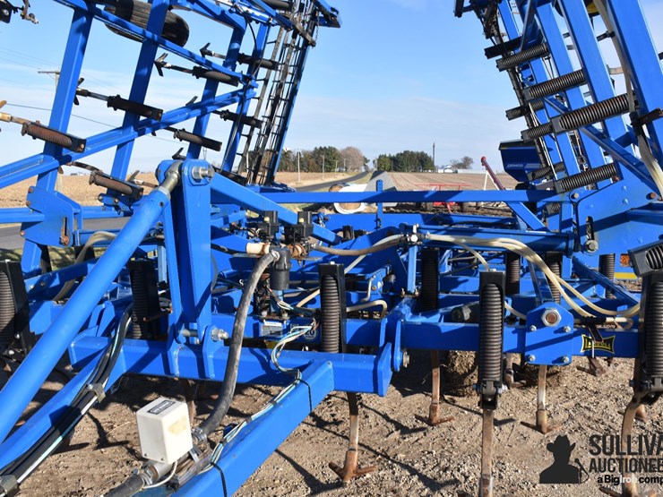 2014-landoll-9630-image-12