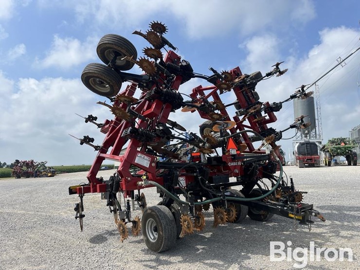 2022-case-ih-2022-image-7