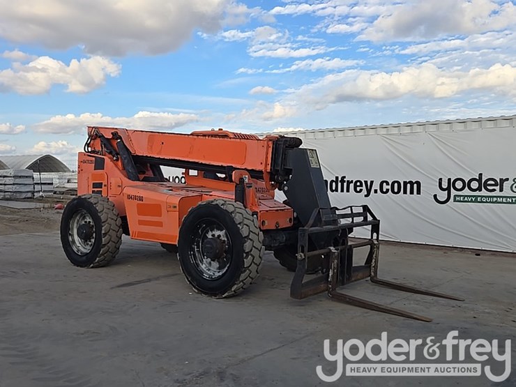 2016-sky-trak-8042-image-7