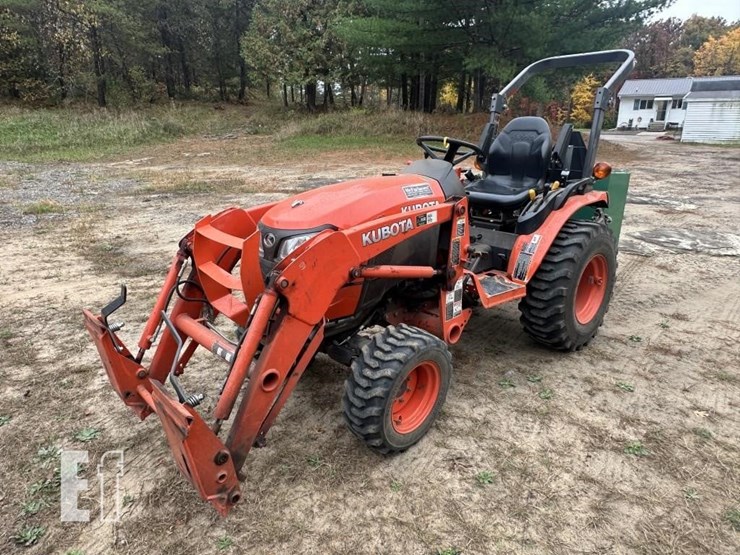 kubota-b2601-5904-image-1