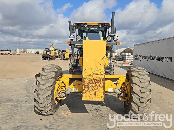 2017-deere-872g-image-8