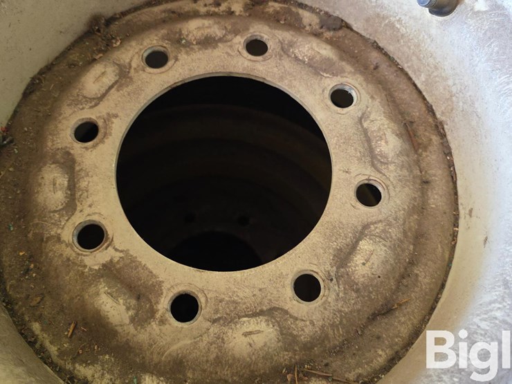 used-16.5-16.1-tires-on-rims-image-9