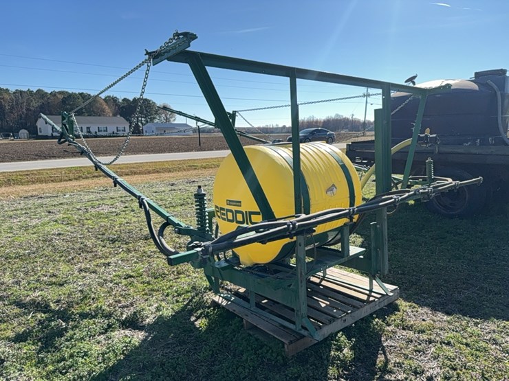 reddick-sprayer-–-looks-like-new,-hy￼-pro-pump,-controller,-must-see!-located-at-107-jernigan-swamp-rd.-in-ahoskie,-north-carolina-image-24