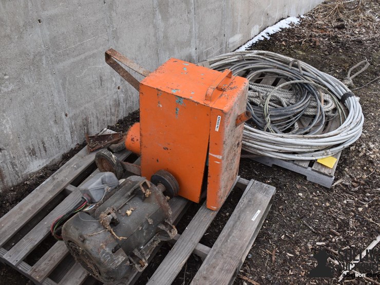 misc-items-on-pallet-image-2