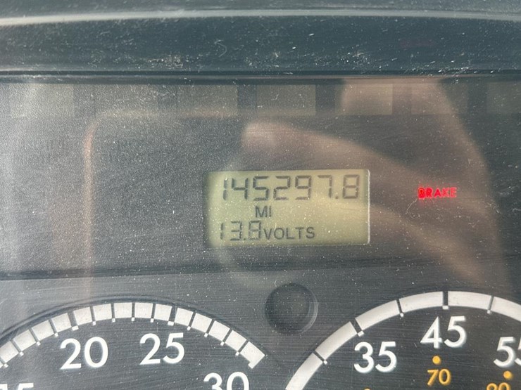 2004-caterpillar-3126-image-45