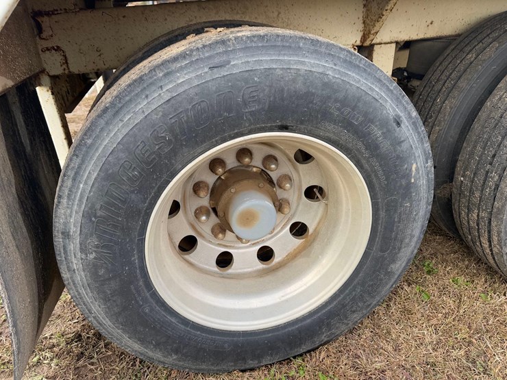 1996-agri-trader-32’-steel-hopper-bottom-trailer-image-5