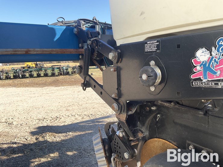 2020-kinze-3600-image-15