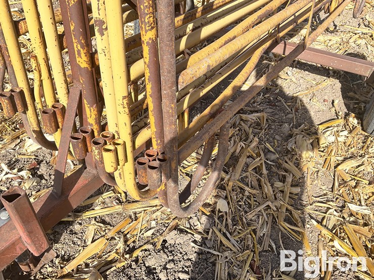 panel-trailer-w/-panels-image-10