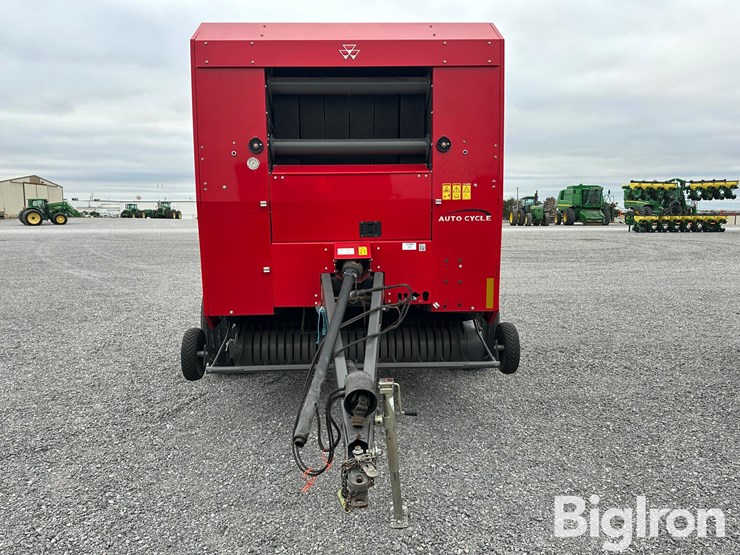 2015-massey-ferguson-2946a-image-2