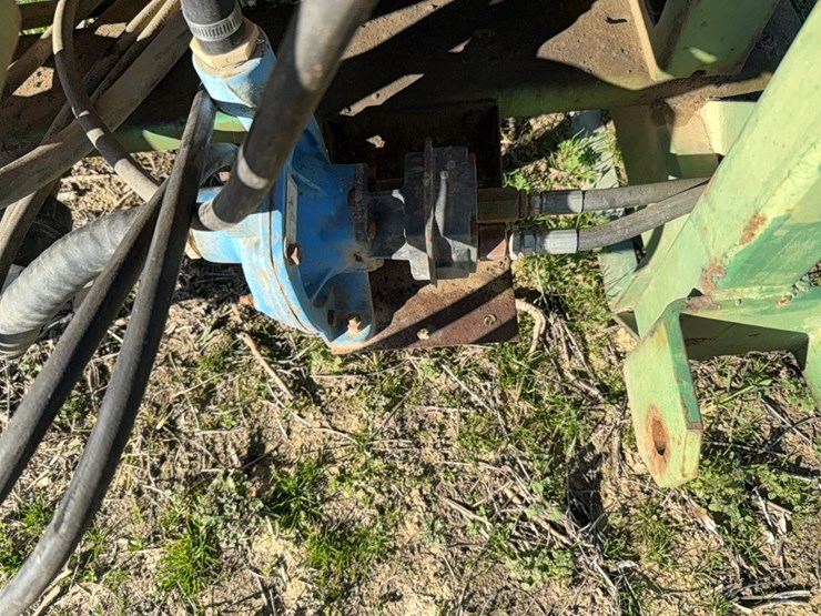 reddick-sprayer--with-controls-and-hydraulic--hypro-pump-located-at-107-jernigan-swamp-rd.-in-ahoskie,-north-carolina-image-7