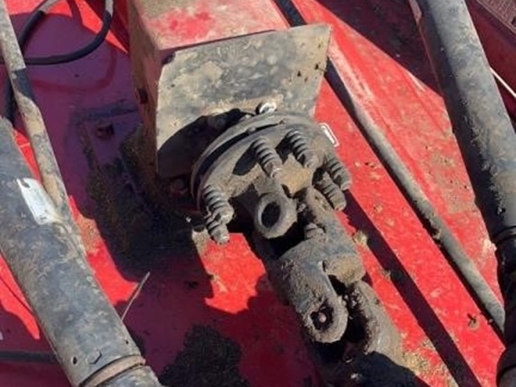 bush-hog-2212-image-12