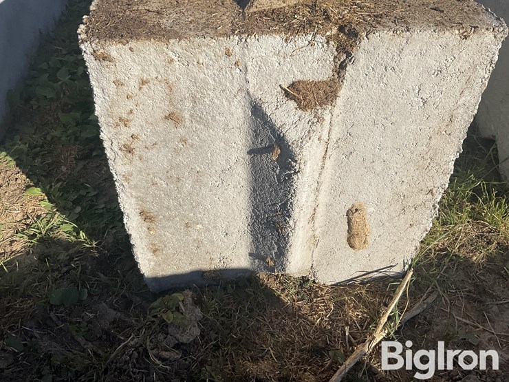 concrete-stackable-blocks-image-9