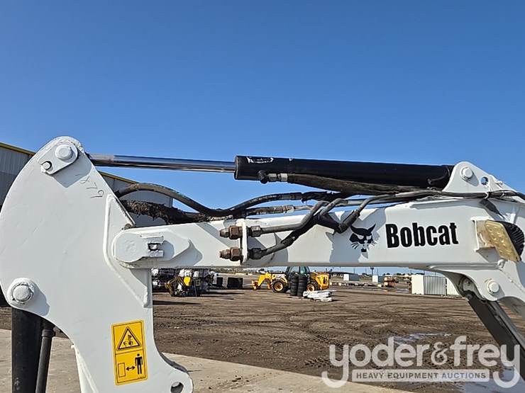 bobcat-331g-image-33
