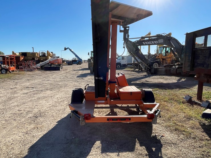 #6302-•-2018-vermac-message-board-(trailer-#37152)-(no-title)-image-3