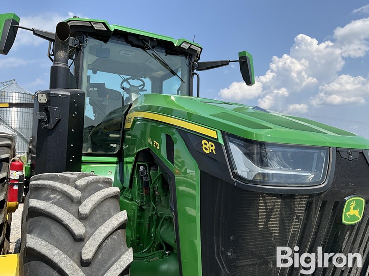 2024-john-deere-8r-370-image-9