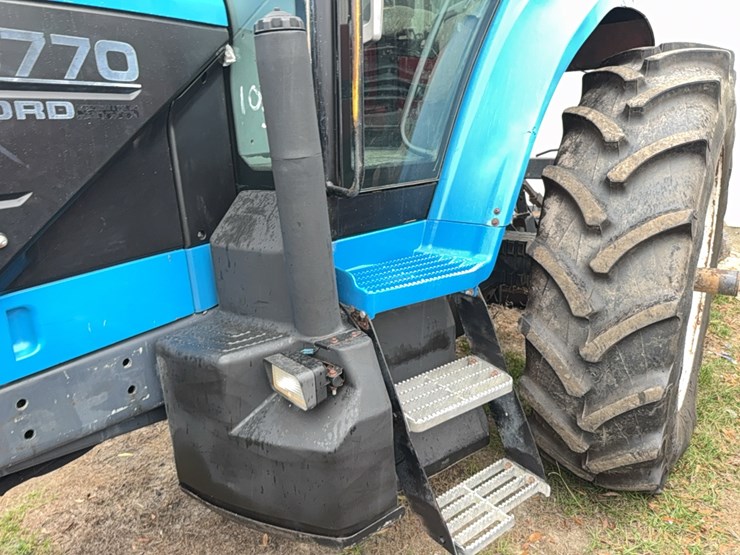 new-holland-8770-image-105