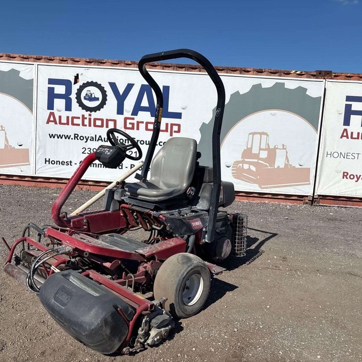 2017 Toro Greensmaster 3150-Q Commercial Reel Mower