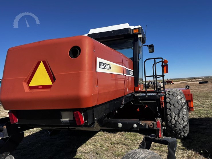 2005-hesston-9260-image-10