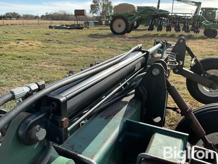 strip-cat-strip-tiller-image-14