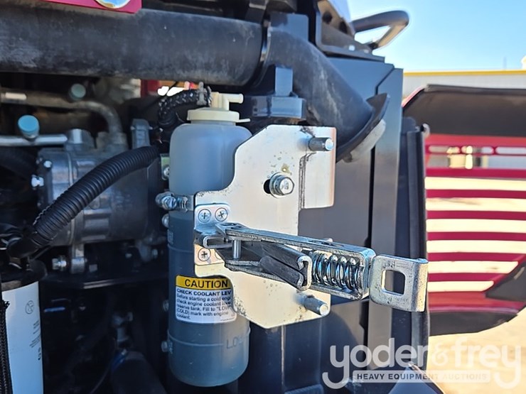 2022-yanmar-vio80-image-75