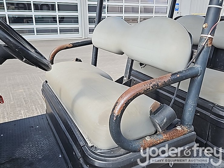 2019-club-car-carryall-1700-image-31
